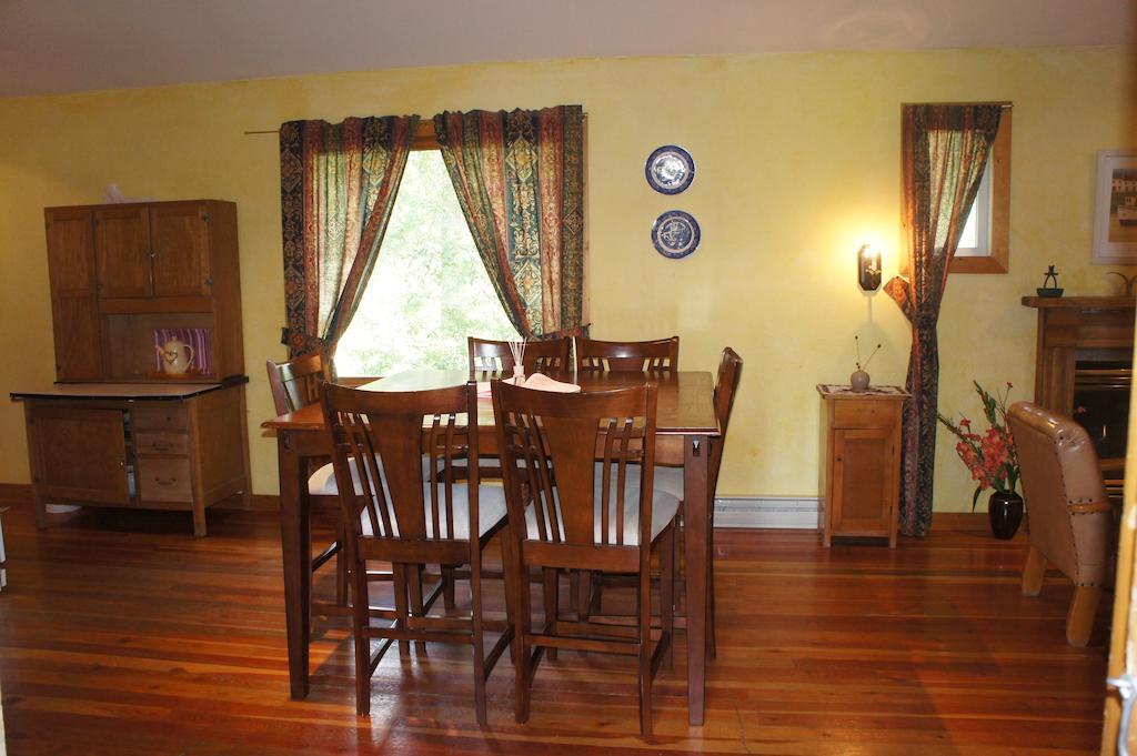 Fairmont Mountain Bungalows 페어몬트 온천 객실 사진