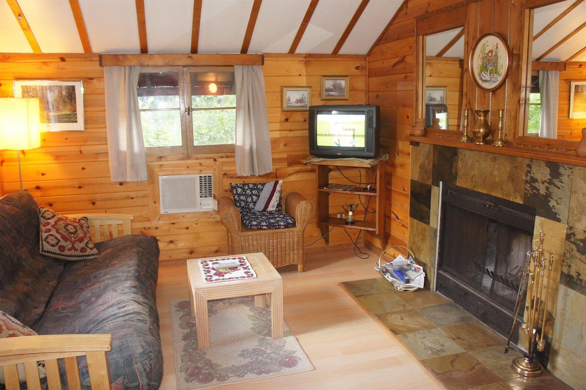 Fairmont Mountain Bungalows 페어몬트 온천 외부 사진