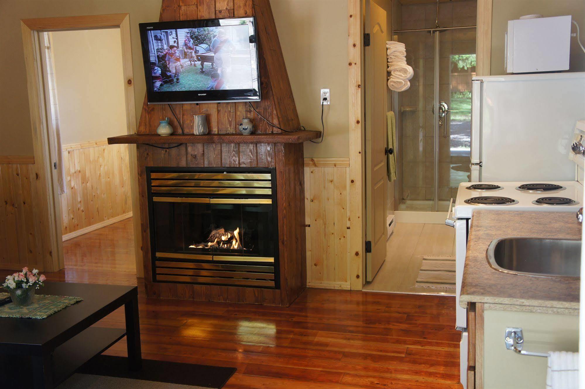 Fairmont Mountain Bungalows 페어몬트 온천 외부 사진